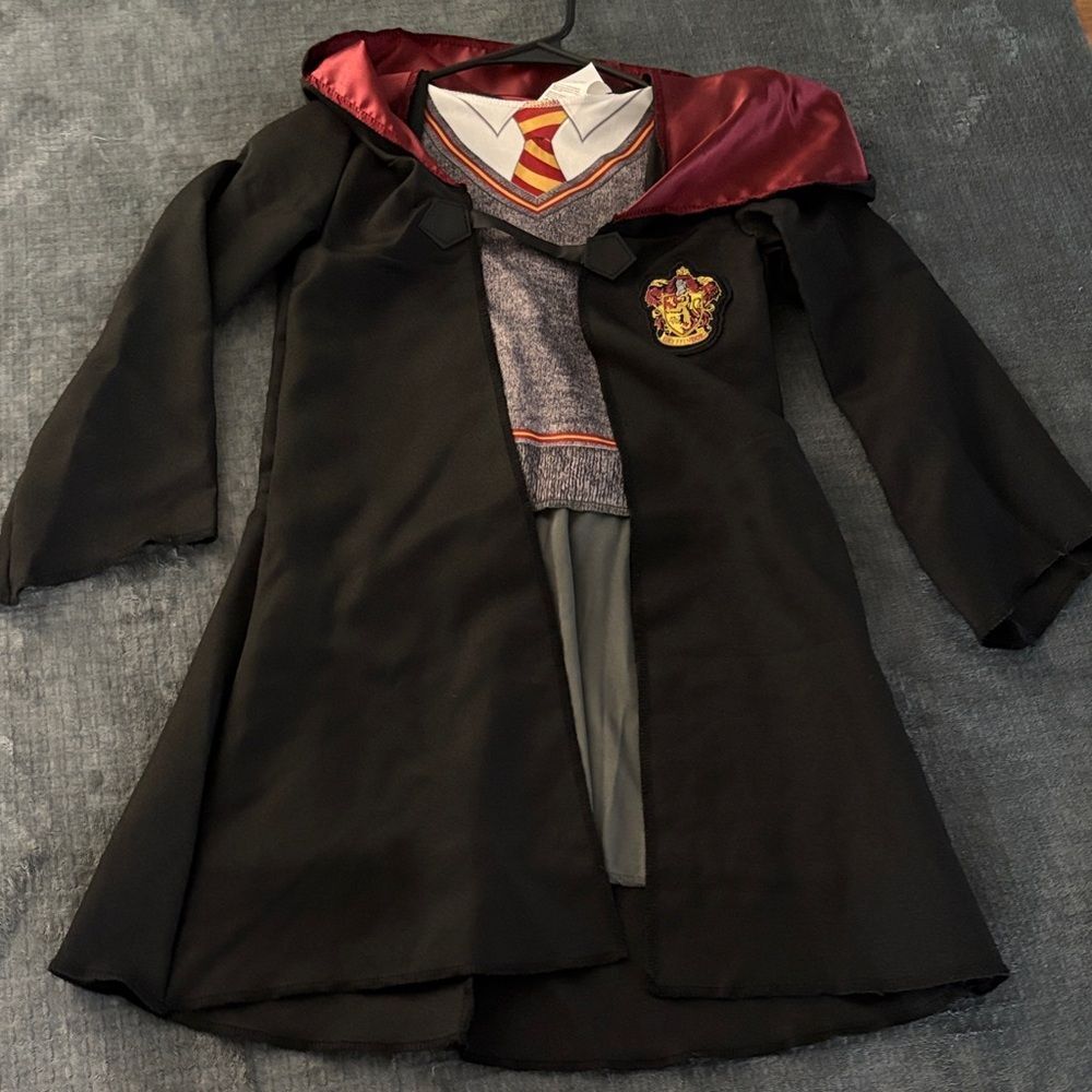 Harry Potter Warner Bros. Red and Gray Harry Potter Costume Gryffindor